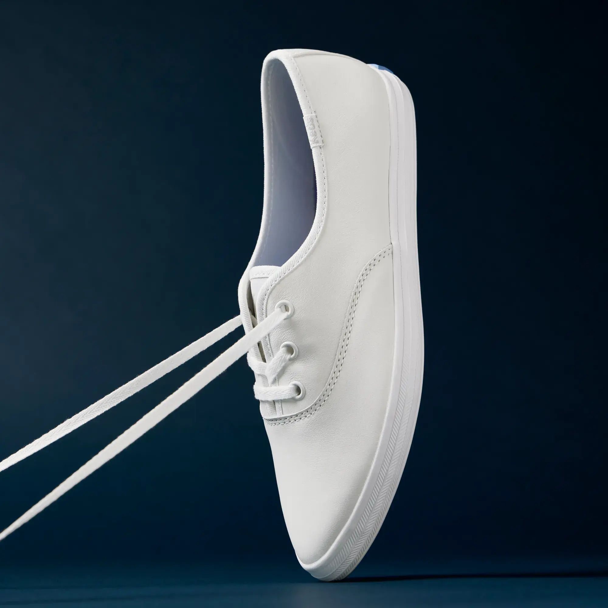 Champion Point Low Leather Lace Up - Image 2