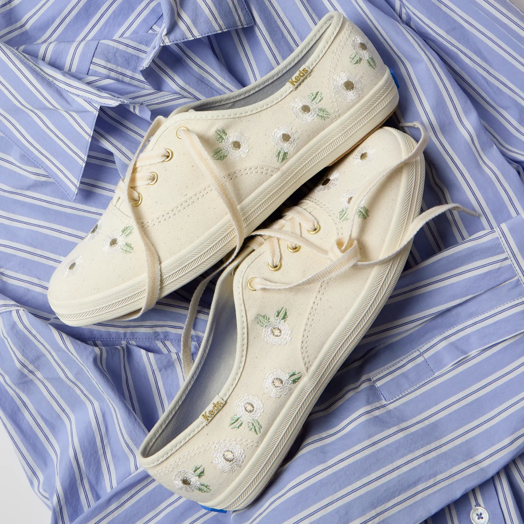 Champion Canvas Floral Embroidery Lace-Up - Image 2